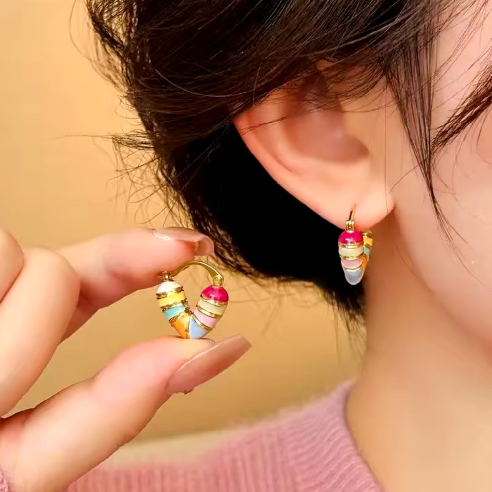 Antéa - Cute Colorful Heart Design, Gold Plating Hoop Earrings.HOT ITEM